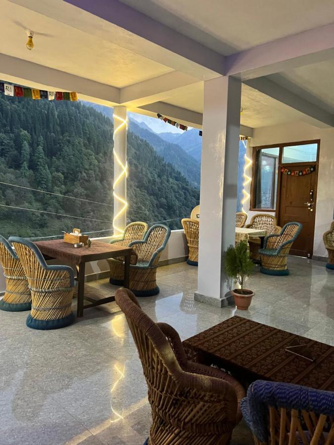 Wildflower Homestay *
